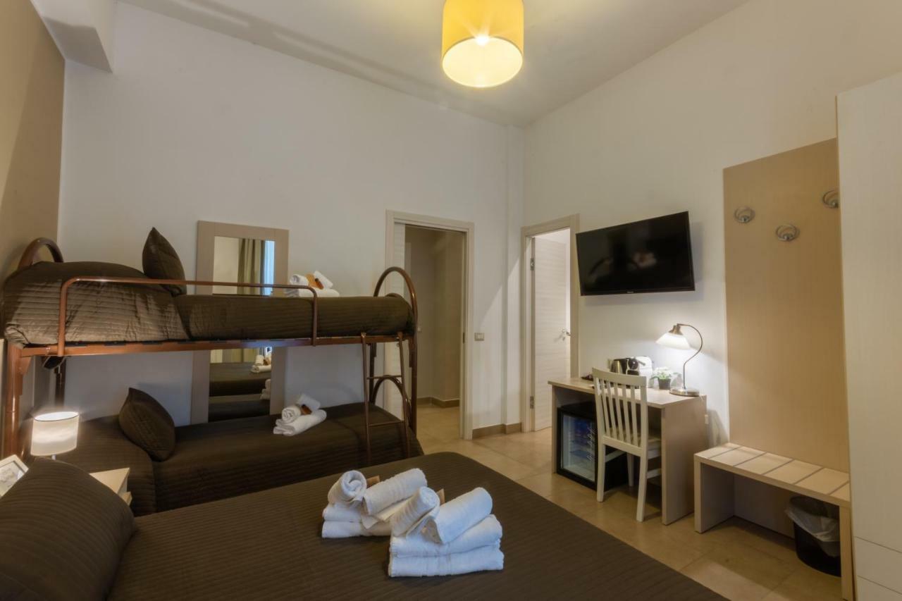 B&B Cairoli Mesyna Zewnętrze zdjęcie