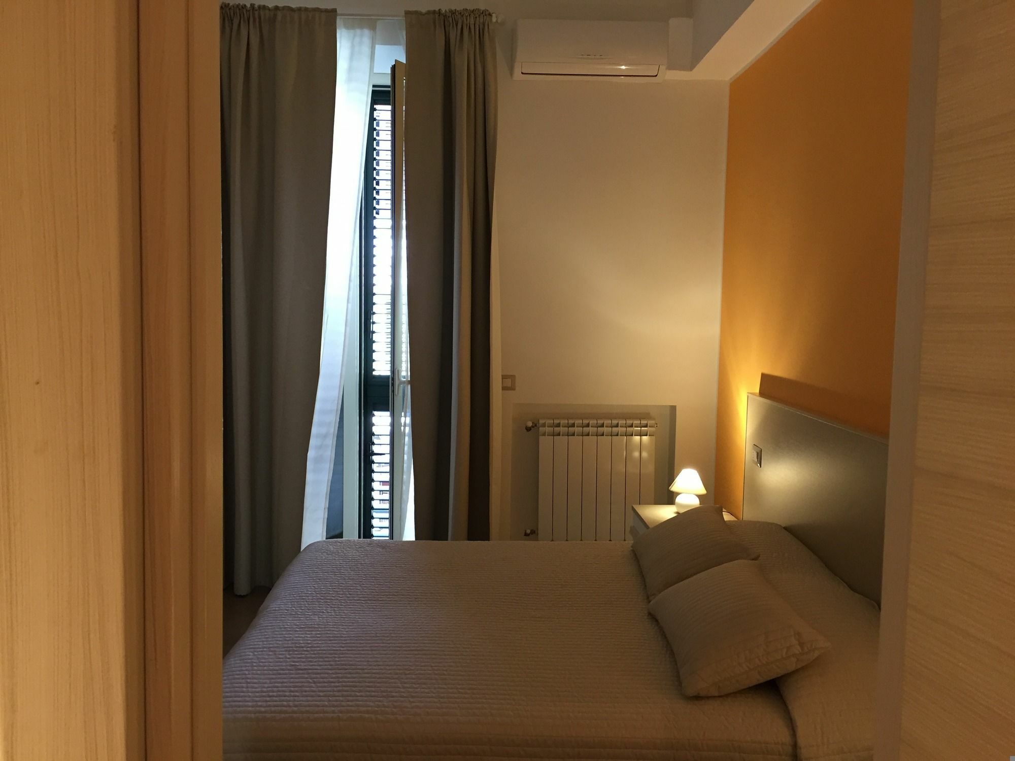 B&B Cairoli Mesyna Zewnętrze zdjęcie